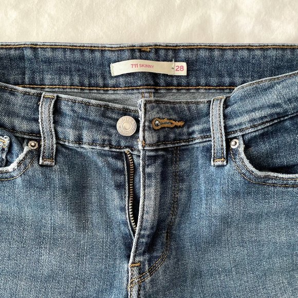 Levi’s | Levi's 711 Skinny Distressed Blue Jeans - Picture 8 of 8